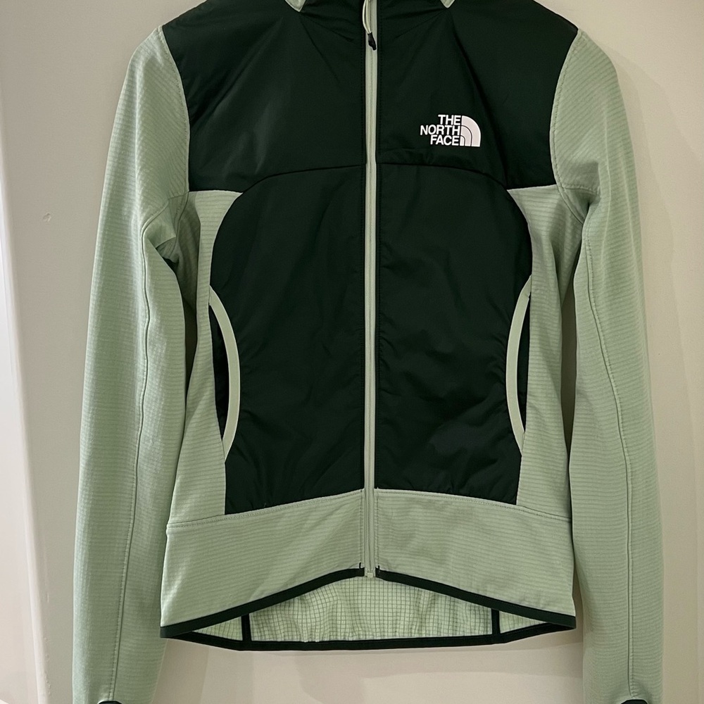 The North Face Women's Two-Tone Green Ski Jacket